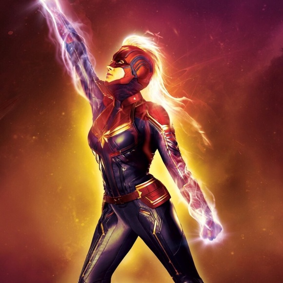 Profile Picture of Derrick Hamner (@dahamner92) on Poshmark