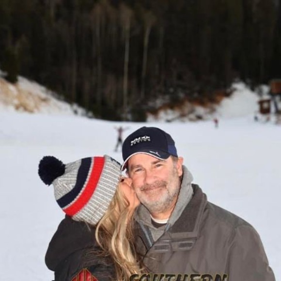 Profile Picture of Tommy Shumpert (@tomshumpert) on Poshmark