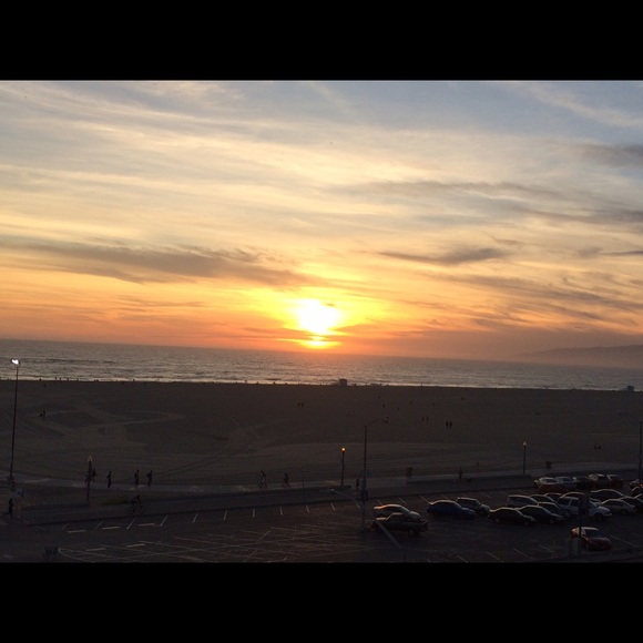 Profile Picture of Roshini Varghese (@roshv2015) on Poshmark