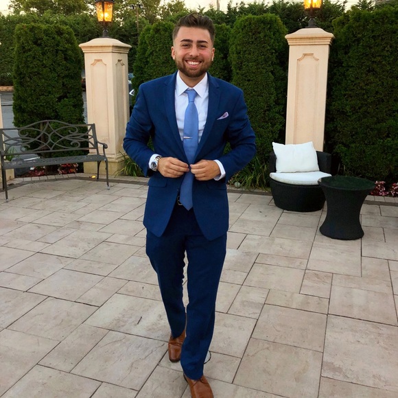 Profile Picture of Eddie Zinser (@ezinser3) on Poshmark