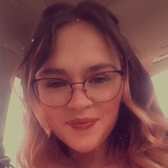 Profile Picture of Tuff Varian (@tuffv01) on Poshmark