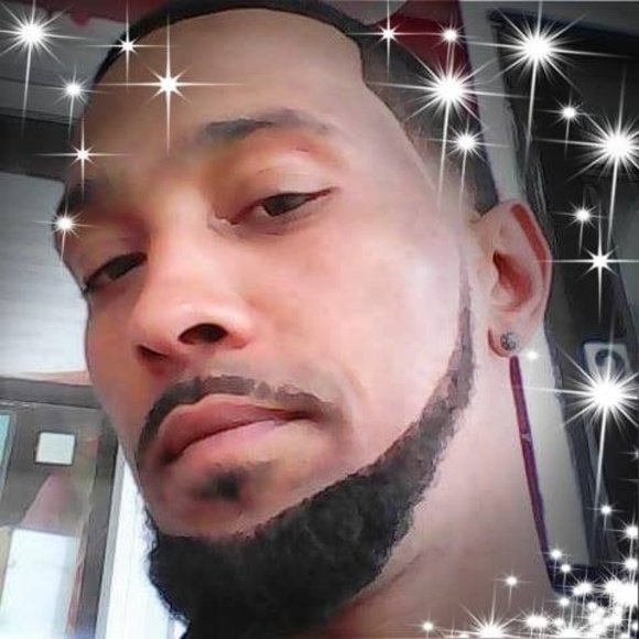 Profile Picture of Donnell Watson (@watsondonnell06) on Poshmark