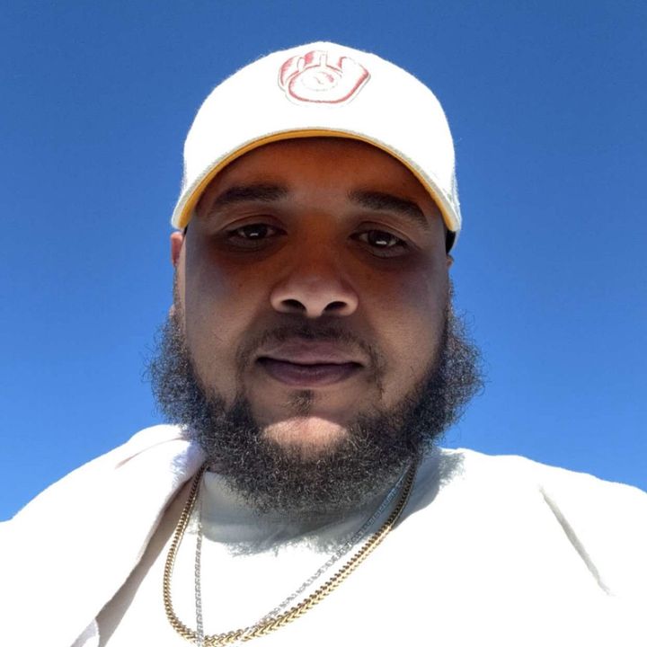 Profile Picture of Adrian (@adro_brb) on Tiktok