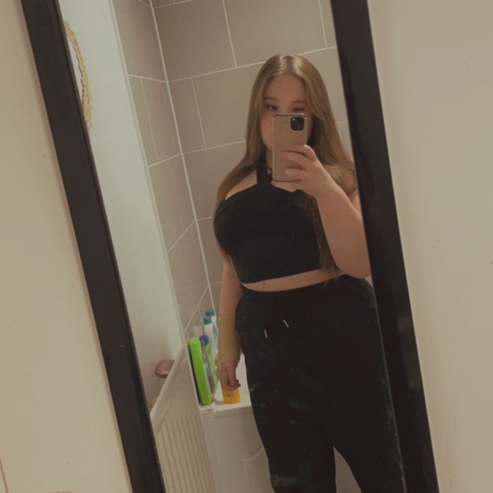 Profile Picture of Leah Spencer (@leahnicole0708) on Tiktok