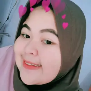 Profile Picture of Karlina (@krlina07) on Tiktok