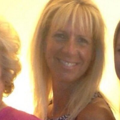 Profile Picture of LWManning  🇺🇸  ❤️ (@LeslieWiewel) on Twitter