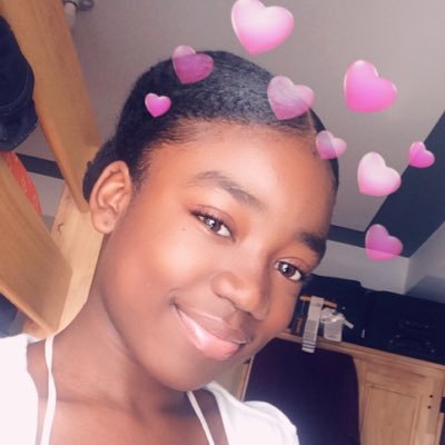 Profile Picture of Britney Lambert  🌸 (@vibinwithbrits) on Twitter