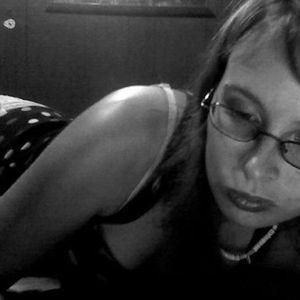 Profile Picture of Kylee Barnes (@mylifeistorntopieces) on Myspace
