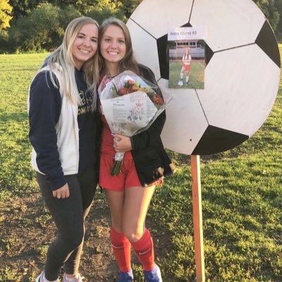 Profile Picture of Jade Adams (@jsadams3) on Twitter