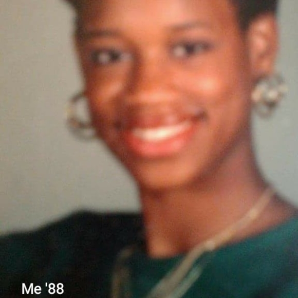 Profile Picture of Carla Grays (@cdg1969) on Poshmark