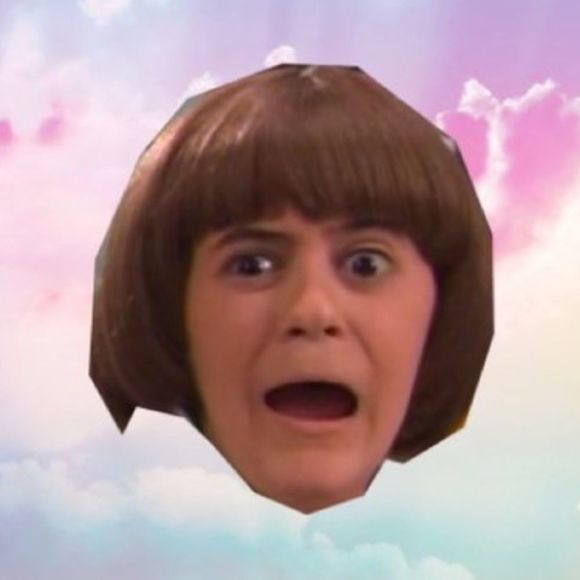 Profile Picture of Abby Nassar (@abbynassarr) on Poshmark