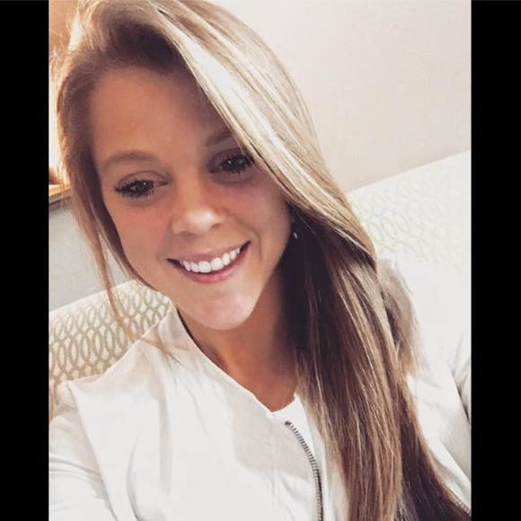 Profile Picture of Derya Kelter (@dkelter11) on Poshmark