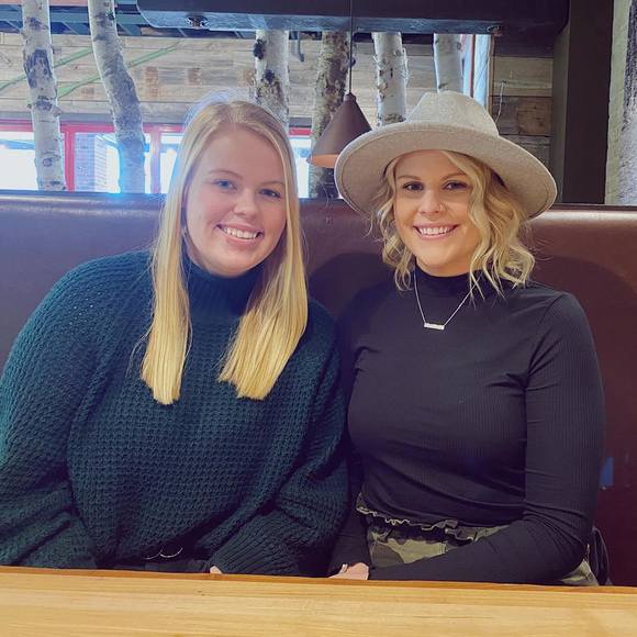 Profile Picture of Jillian Heemstra (@jillianheemstra) on Poshmark