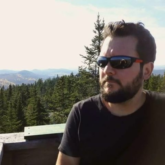 Profile Picture of David Lachance (@mecanothe3) on Poshmark