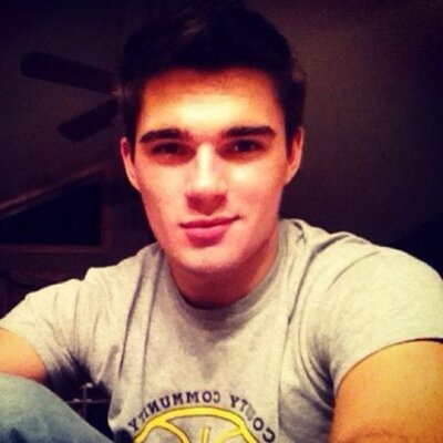 Profile Picture of Sean Luck (@LuckySean11) on Twitter