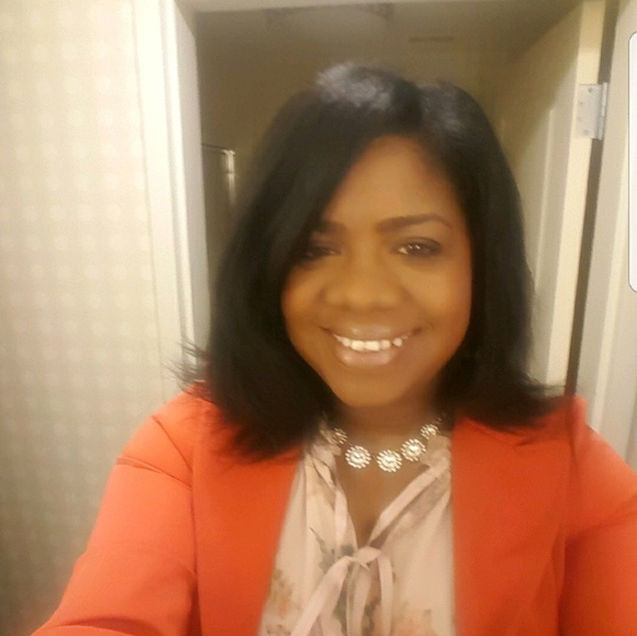 Nadege Charles - Poshmark Profile Picture of Nadege Charles (@nikkki813) on Poshmark