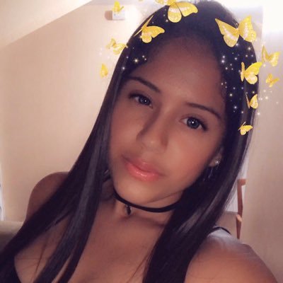 Profile Picture of Alejandra Carrera (@Alejand56558617) on Twitter