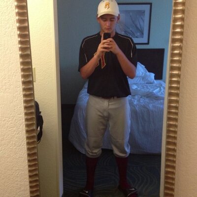 Profile Picture of Dylan Henning (@DylanHenning13) on Twitter