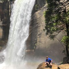Profile Picture of johndequatro (@johndequatro) on Tiktok