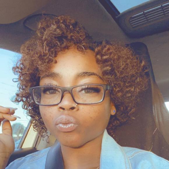 Profile Picture of Bri Edgecombe (@bri2036) on Poshmark