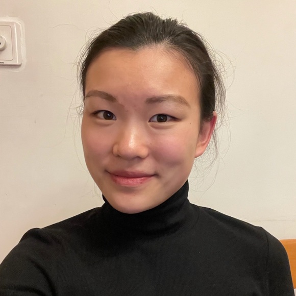 Profile Picture of Tina Zhao (@coolway66) on Poshmark