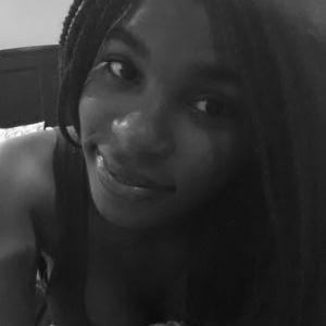 Profile Picture of Jane Isaac (@JayGolly427) on Twitter