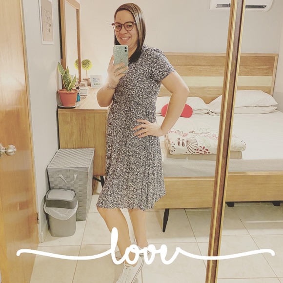 Profile Picture of Deborah Gonzalez (@deborahyjosue) on Poshmark