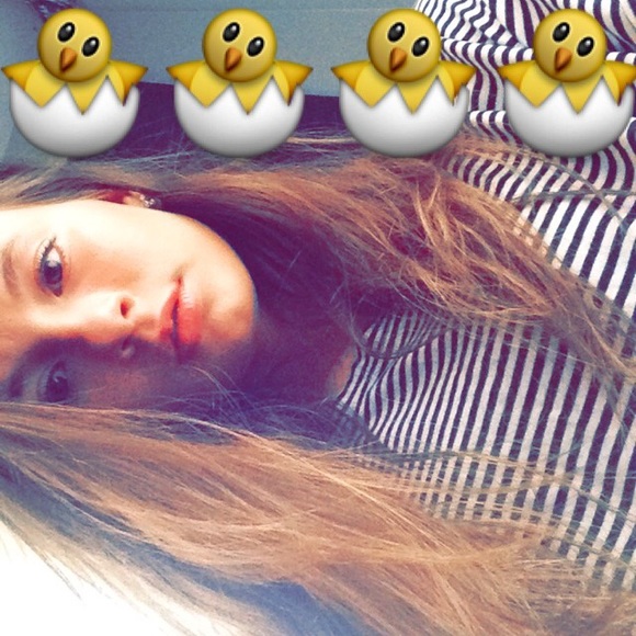Profile Picture of Emily Crotty (@emilycrotty) on Poshmark