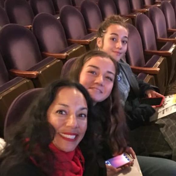 Profile Picture of Janice Blaber (@blaberenglish) on Poshmark