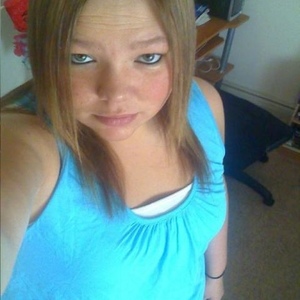 Profile Picture of Stephenie T (@steph_g8) on Myspace