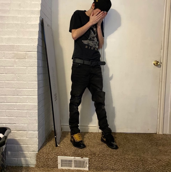 Profile Picture of Jayden Theall (@jaydentheall) on Poshmark