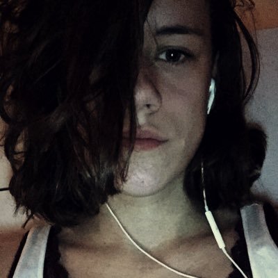 Profile Picture of Julia Ask (@byJuliaLAsk) on Twitter