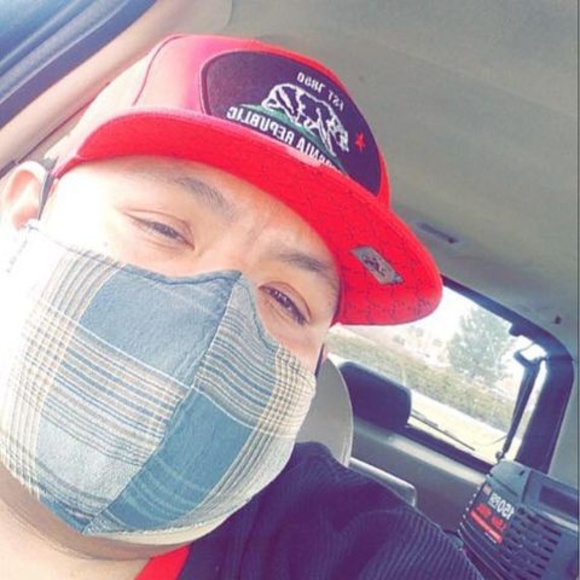 Profile Picture of Anthony Navaballi (@antbizy) on Poshmark