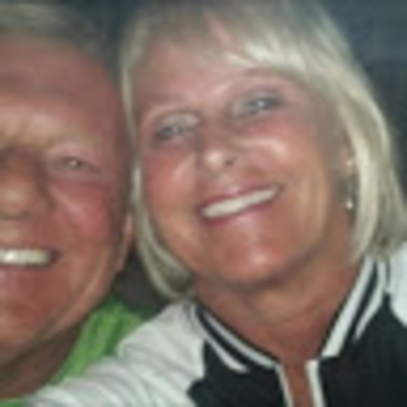 Profile Picture of Larry Lucich (@landslucich) on Poshmark
