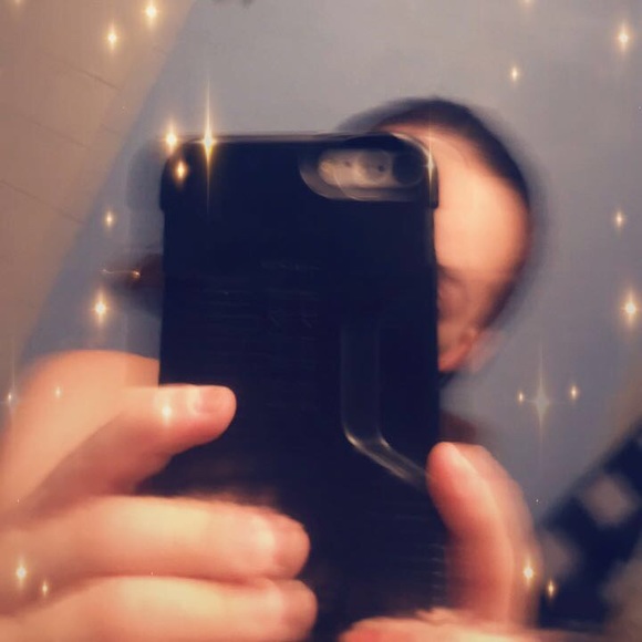 Profile Picture of Bailey Lester (@baileybean01) on Poshmark