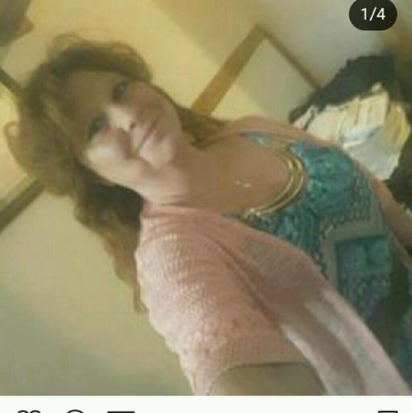 Profile Photo of Yvonne Campbell (@yvonne72960) on Poshmark