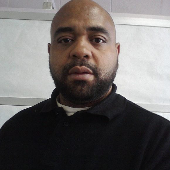 Profile Picture of Gilbert Davis (@biggibb) on Poshmark