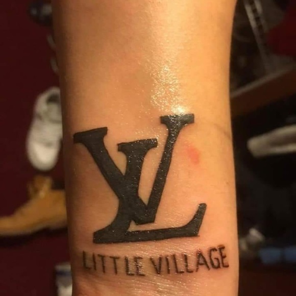 Profile Picture of Alberto Valadez (@valadez3434) on Poshmark