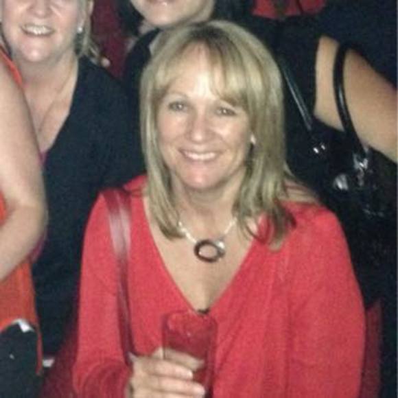 Profile Picture of Terri Dixon (@terridixon1408) on Poshmark
