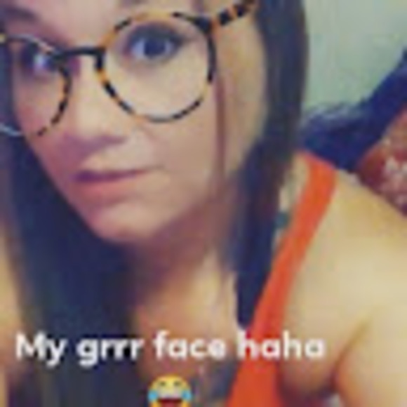 Profile Picture of Trisha Bray (@braytrisha81) on Poshmark