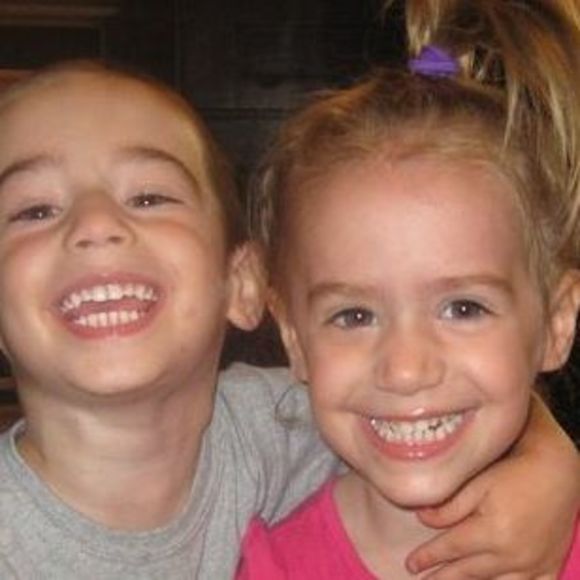 Profile Picture of Danielle Powell-alampi (@daniellepowe719) on Poshmark