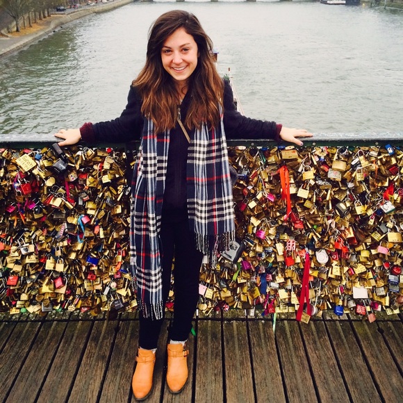 Profile Picture of Morgan Walgamuth (@mwalgamuth) on Poshmark