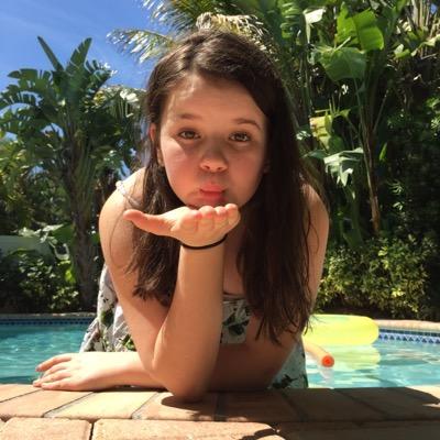 Profile Picture of Alex Ostrom (@abostlol) on Twitter