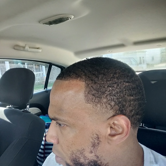 Profile Picture of Dennis Nabried (@nabe7700) on Poshmark
