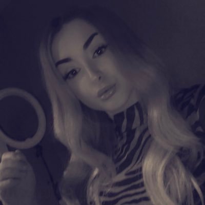 Profile Picture of Amanda Finn (@amanda_finnx) on Twitter