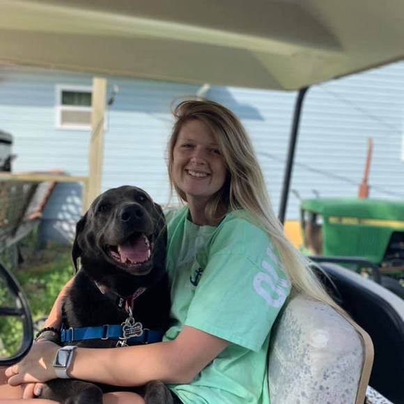 Profile Picture of Kelsey Simpkins (@simpkins09) on Poshmark