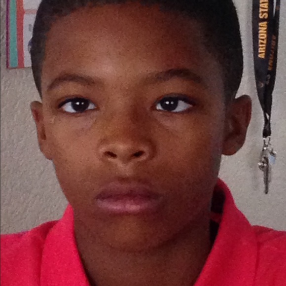 Profile Picture of Xavier Alexander (@mrfshionista) on Poshmark