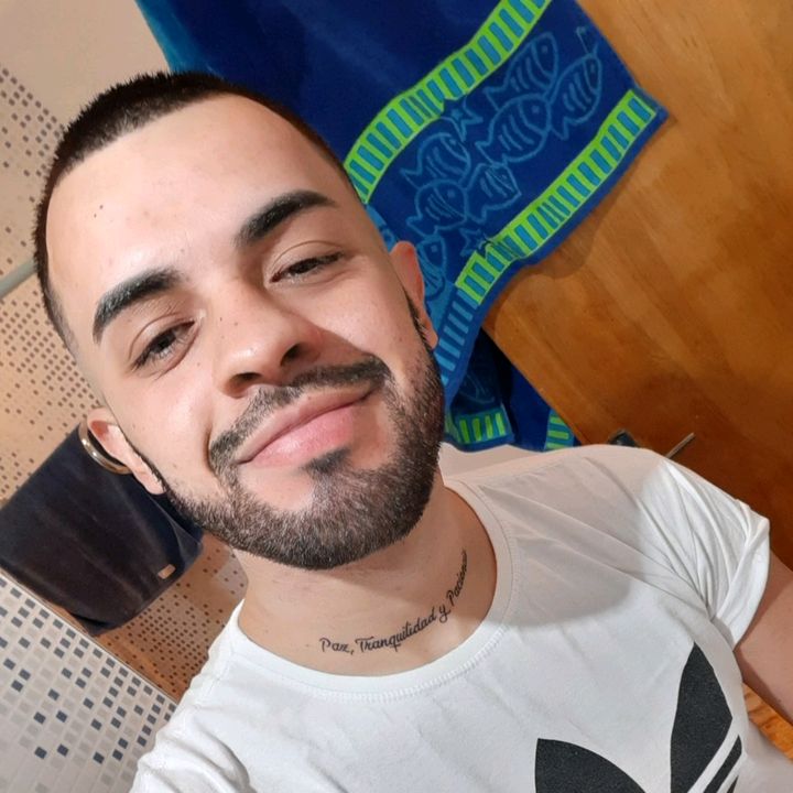 Profile Picture of Richard Glez (@richardglez) on Tiktok