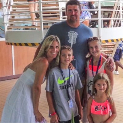 Profile Picture of Debbie Hansen (@dhansen7700) on Twitter