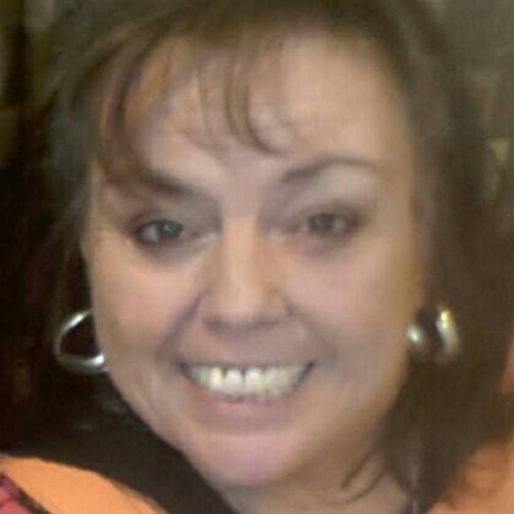 Profile Picture of Sherri Lapinski (@chickielynn) on Poshmark